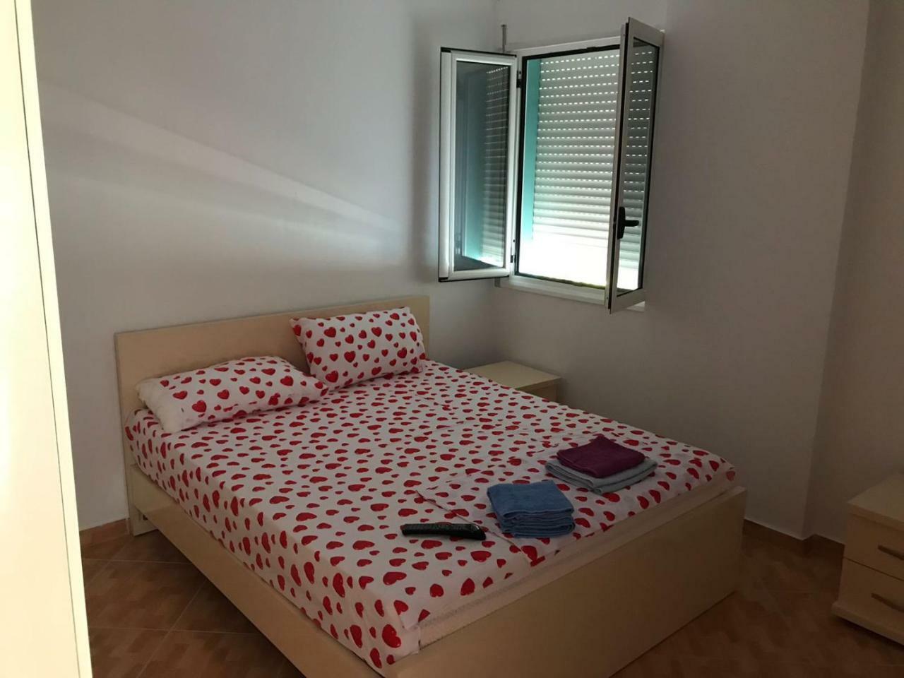 Residence Giulia Vlorë Exteriör bild
