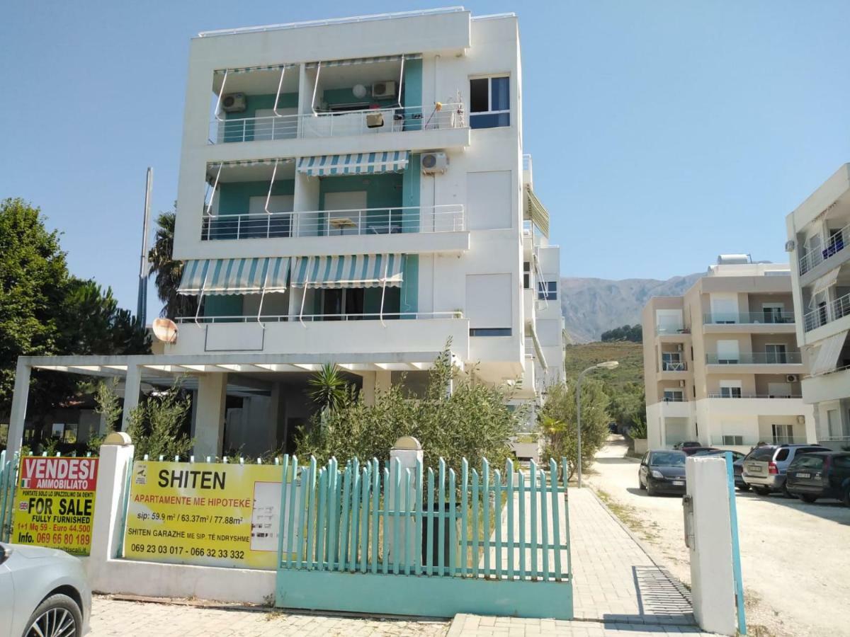 Residence Giulia Vlorë Exteriör bild
